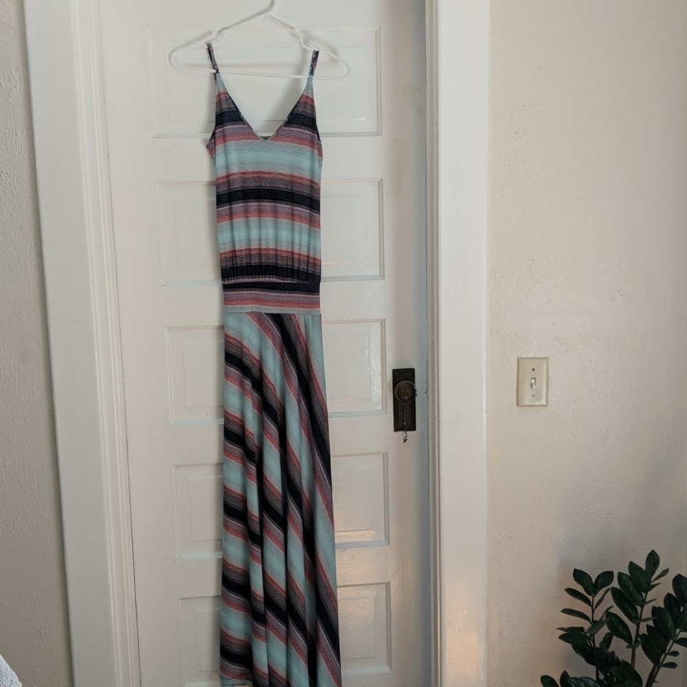 NWOT Veronica M Maxi dress